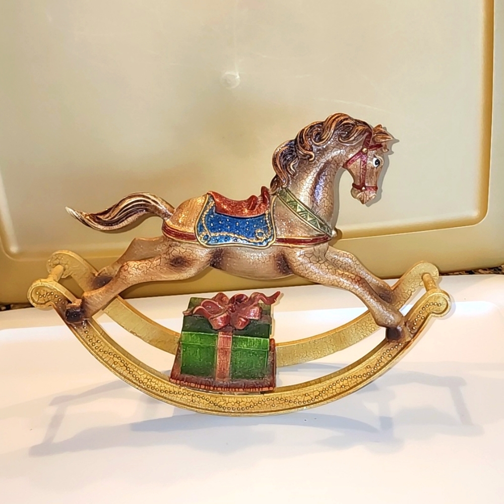 Rocking Horse musical rocks back and forth,